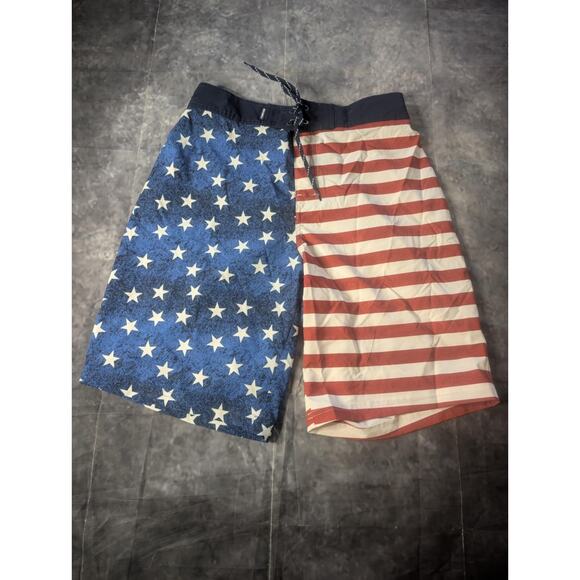 Ocean Coast American Flag Men’s Board Shorts Size L Patriotic USA July 4th - Picture 1 of 5